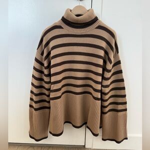 TOTEME brown and tan Turtleneck XS